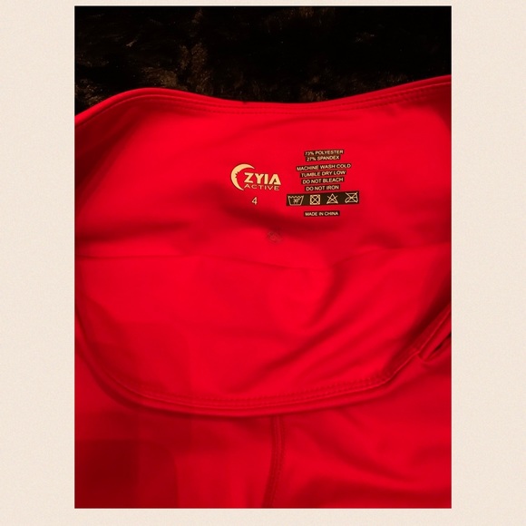 Zyia Red Capri Legging - Never Worn - Pockets - Size 4 - Picture 8 of 9